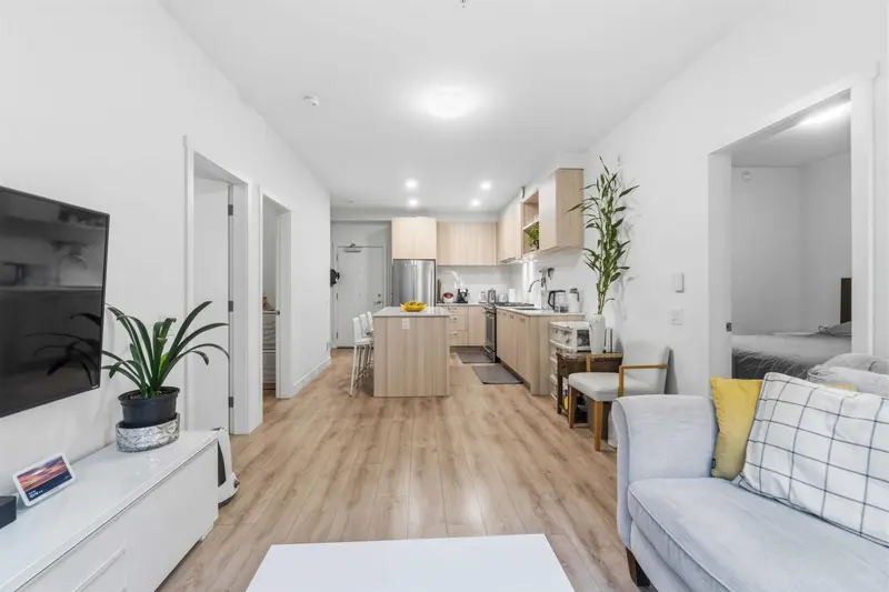 205 735 ANSKAR COURT - photo 4 of 25