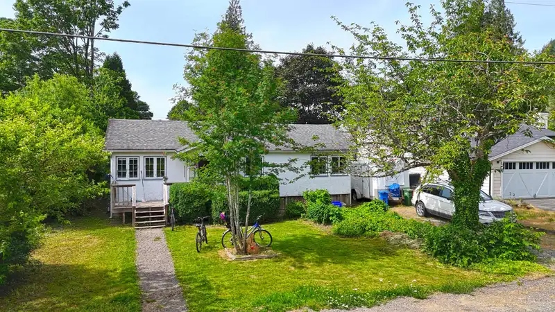 571 ECHO AVENUE - photo 1 of 10