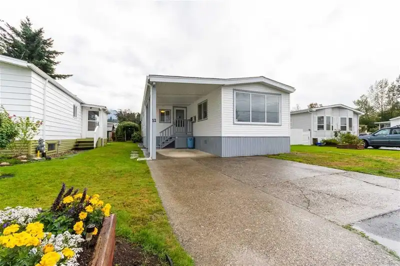 52 6338 VEDDER ROAD - photo 1 of 25