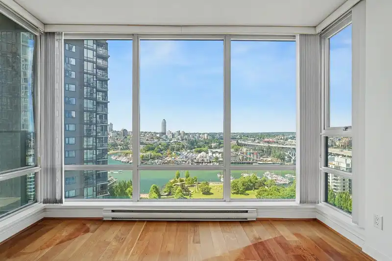 2302 1438 RICHARDS STREET - photo 1 of 40