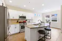 9352 SINGH STREET - thumbnail 13