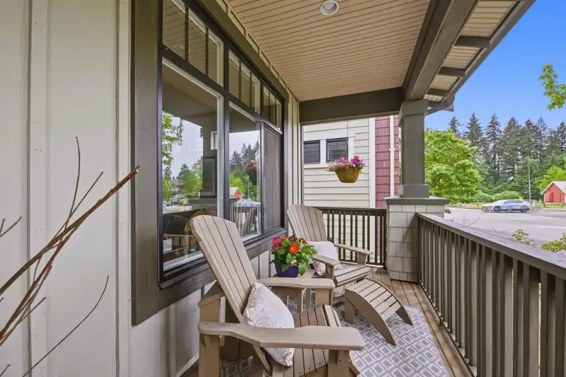 9352 SINGH STREET - photo 3 of 36