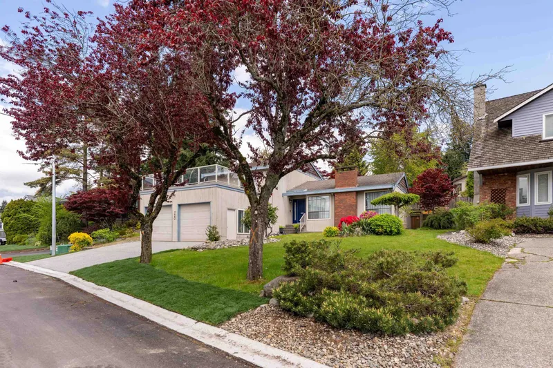 7642 GARFIELD DRIVE - photo 3 of 25