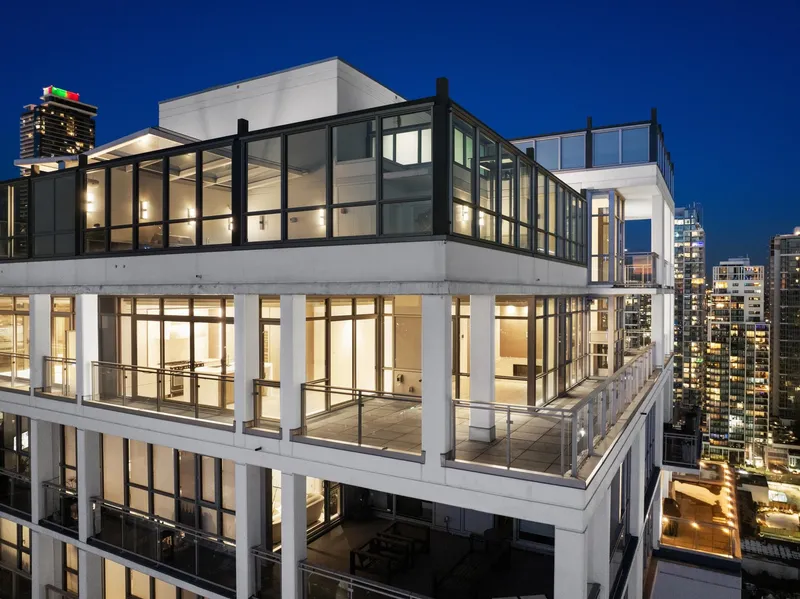 2202 4488 JUNEAU STREET - photo 4 of 25