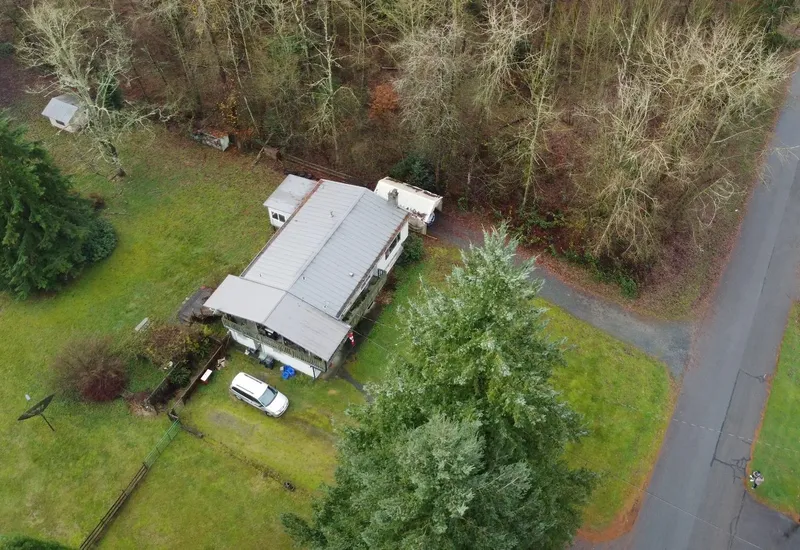 24242 52 AVENUE - photo 3 of 6