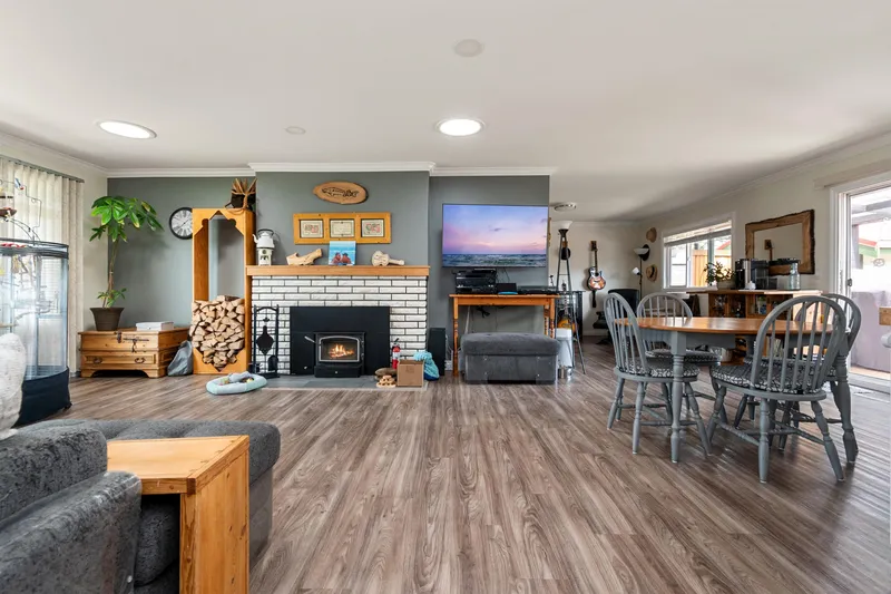 9598 JOHNSON STREET - photo 3 of 25