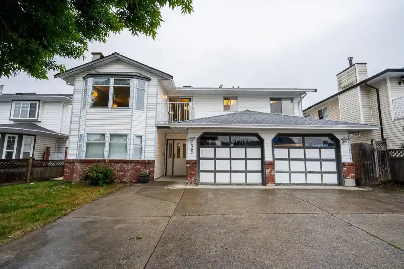 6722 124 STREET - photo 1 of 1