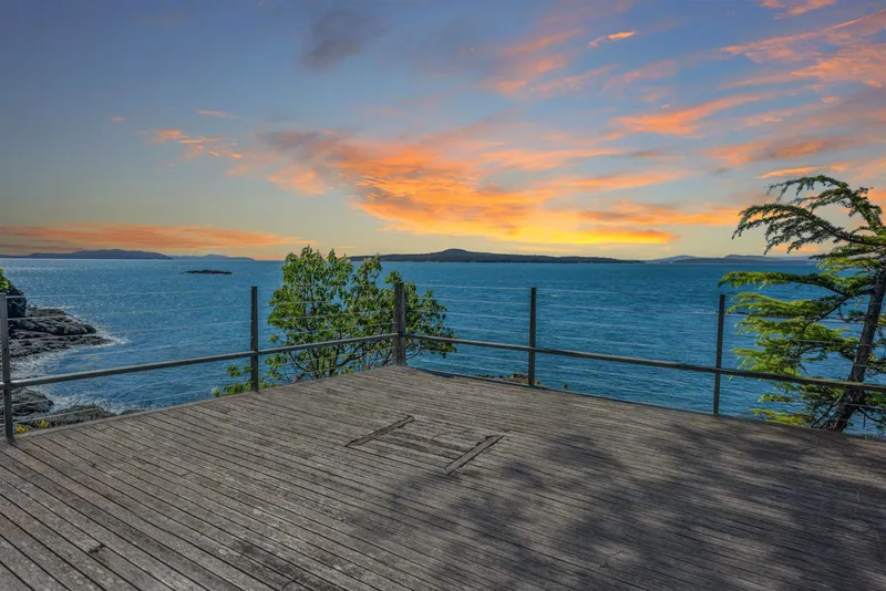 27113 SCHOONER WAY - photo 1 of 25