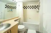 2510 63 KEEFER PLACE - thumbnail 5