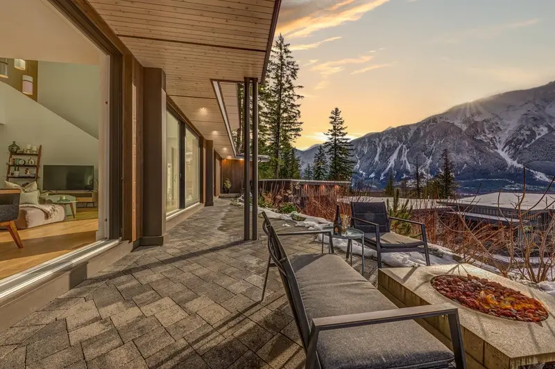 1704 SUGARLOAF PLACE - photo 2 of 25