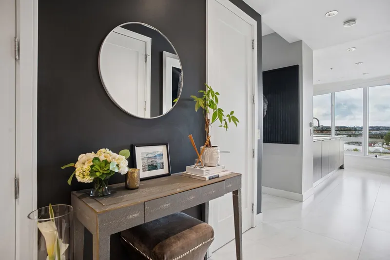 705 181 W 1ST AVENUE - photo 2 of 25