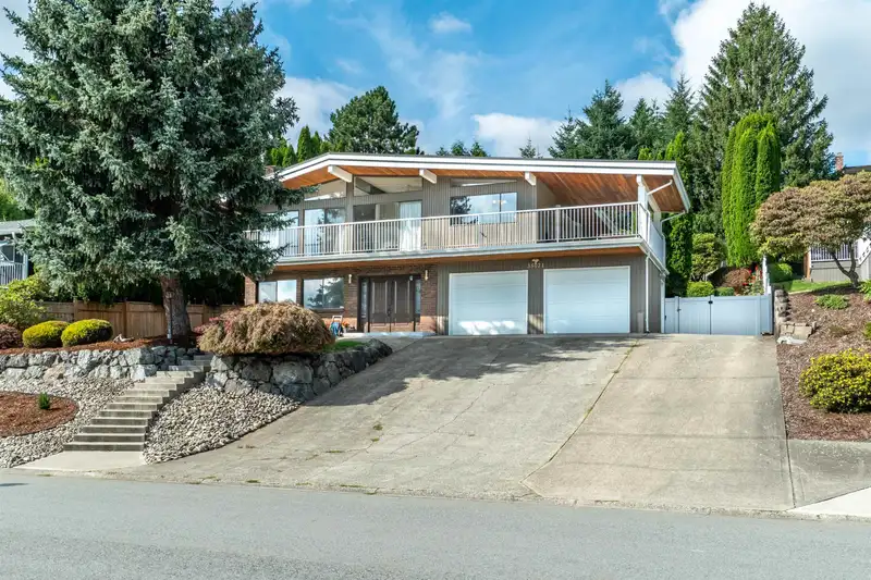 35071 PANORAMA DRIVE - photo 3 of 40
