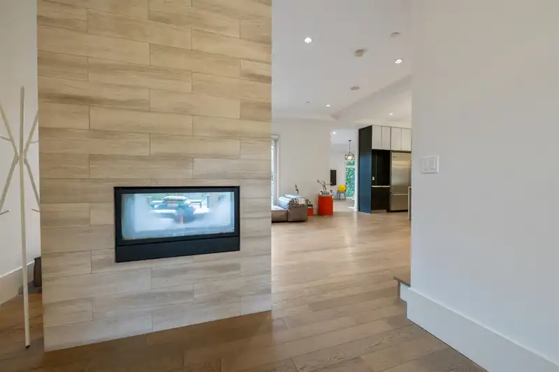 6109 HIGHBURY STREET - photo 3 of 28
