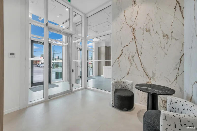 305 8415 GRANVILLE STREET - photo 1 of 11