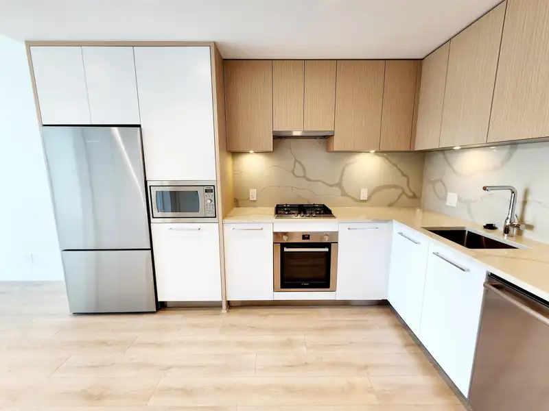 704 567 CLARKE ROAD - photo 2 of 40