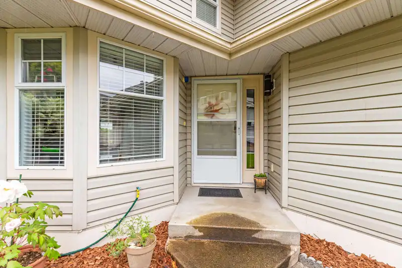 10 22538 116 AVENUE - photo 3 of 40