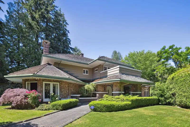 4051 MARGUERITE STREET - photo 1 of 25