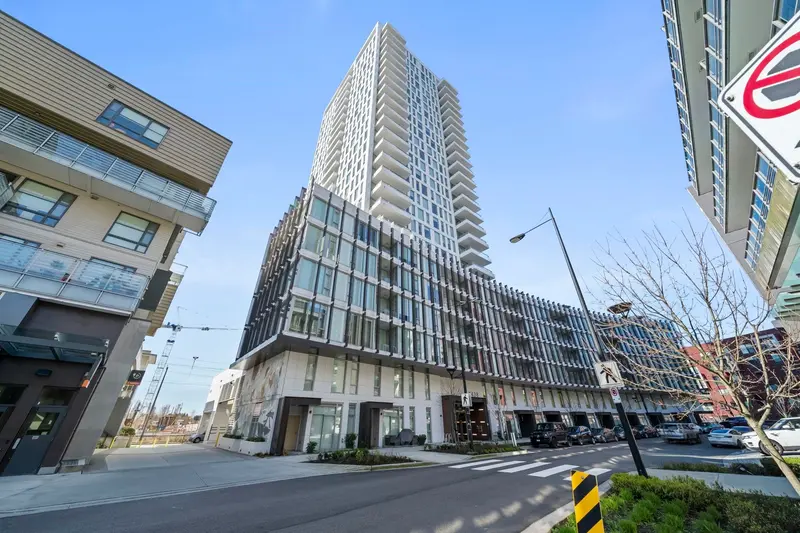 2201 3438 SAWMILL CRESCENT - photo 1 of 25