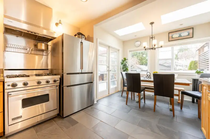 4047 W 32ND AVENUE - photo 4 of 39