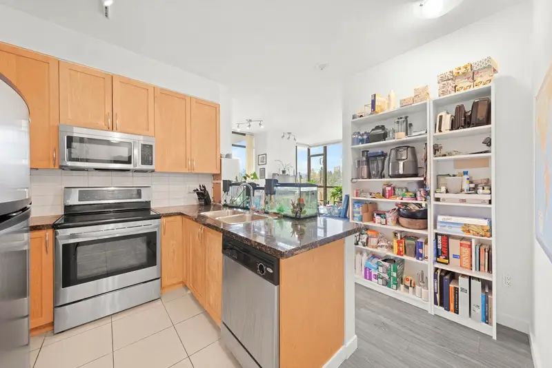 1205 6823 STATION HILL DRIVE - photo 4 of 13