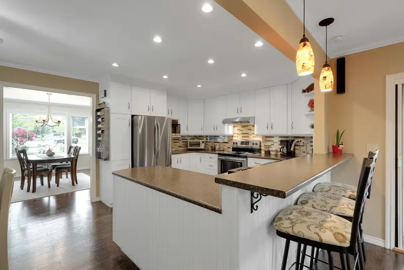 6359 172A AVENUE - photo 3 of 25