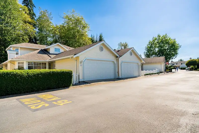 142 9208 208 STREET - photo 1 of 29
