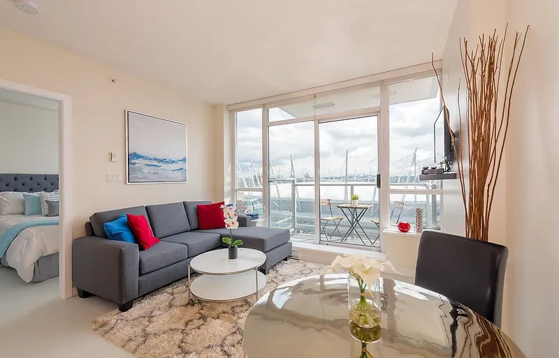 1805 821 CAMBIE STREET - photo 1 of 25