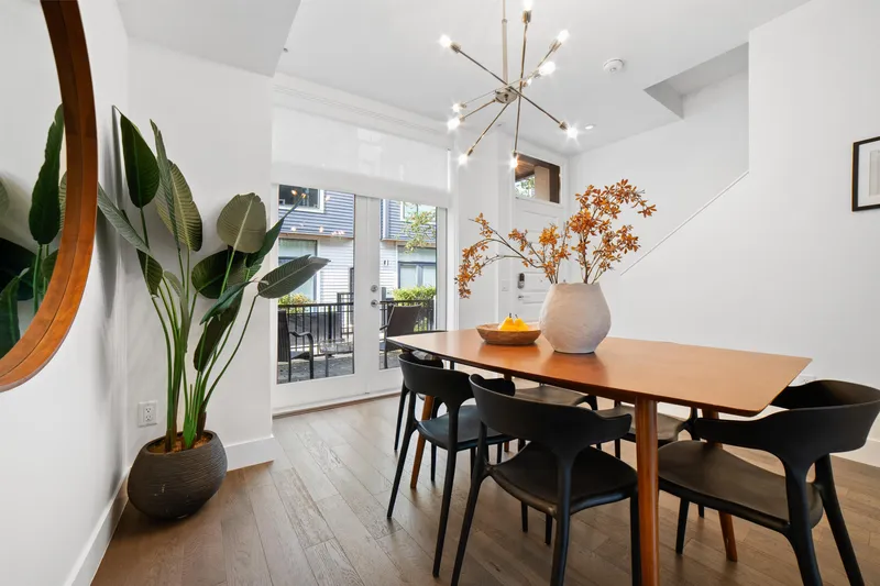 7458 GRANVILLE STREET - photo 2 of 25