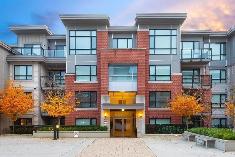 206 7058 14TH AVENUE - photo 1 of 13