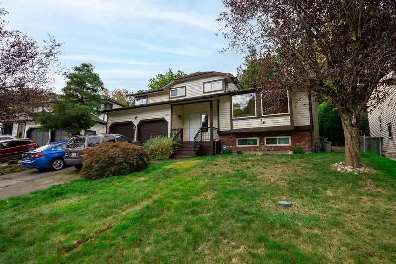 2359 HARPER DRIVE - photo 1 of 27