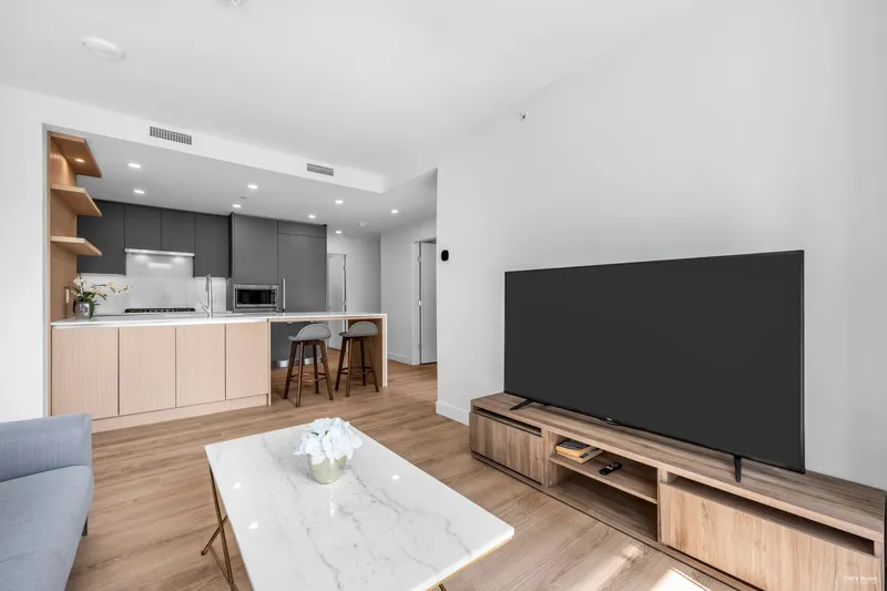 508 5593 NUMBER 3 ROAD - photo 1 of 25