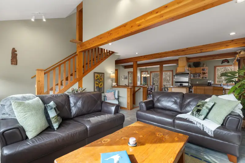 1423 WILLOW DRIVE - photo 4 of 25