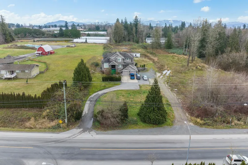 2790 LEFEUVRE ROAD - photo 2 of 25