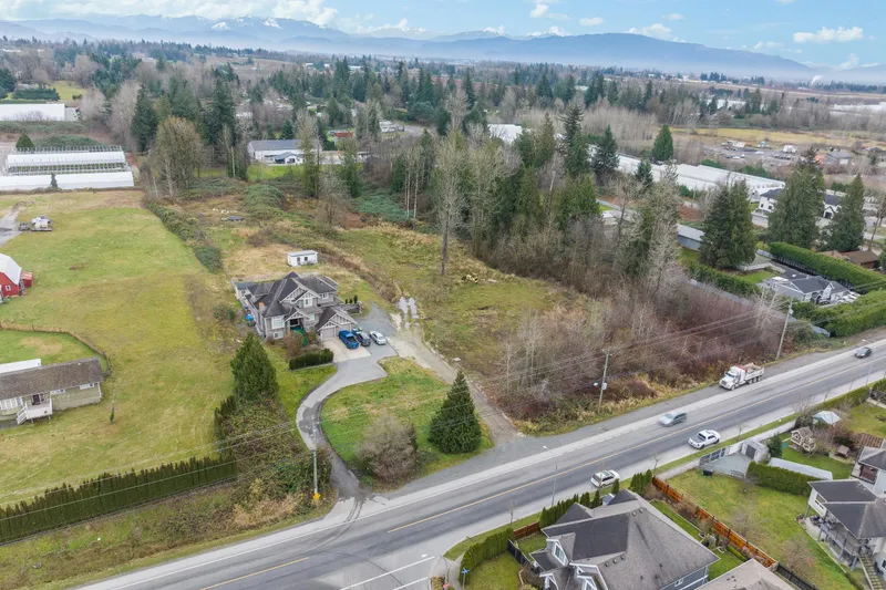 2790 LEFEUVRE ROAD - photo 3 of 25