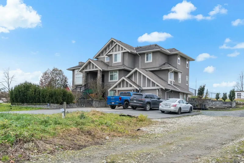 2790 LEFEUVRE ROAD - photo 4 of 25