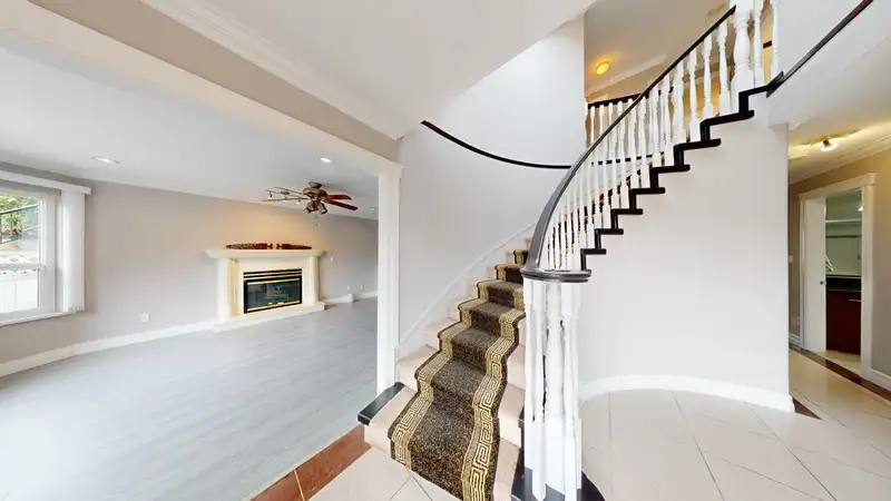 7563 CARIBOO ROAD - photo 2 of 39