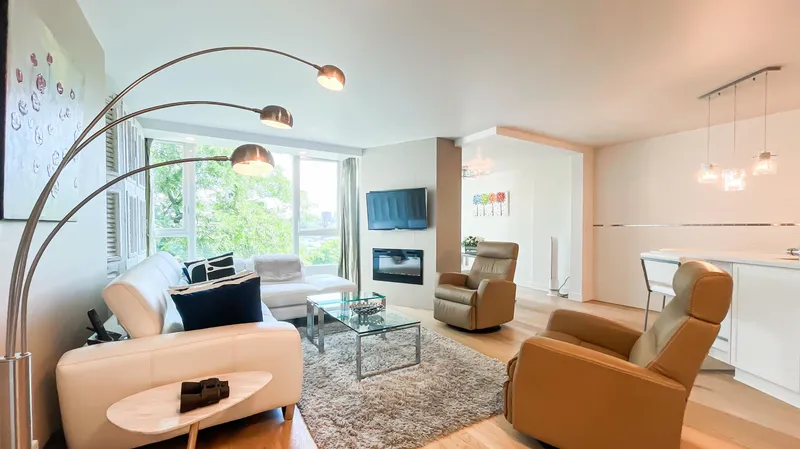 502 1388 HOMER STREET - photo 2 of 25