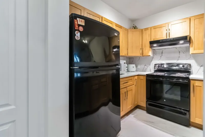 610 7380 ELMBRIDGE WAY - photo 2 of 22