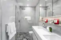 309 1350 JOHNSTON ROAD - thumbnail 4