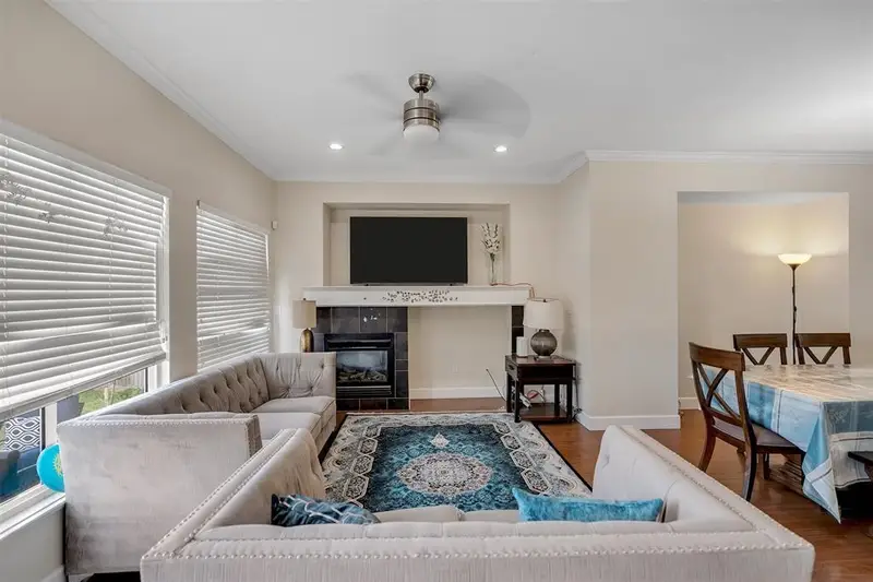 5942 165A STREET - photo 1 of 25