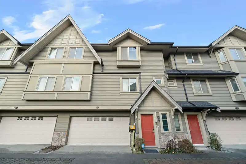 6 7840 GARDEN CITY ROAD - photo 1 of 30