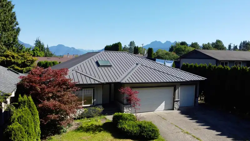 21067 STONEHOUSE AVENUE - photo 1 of 40