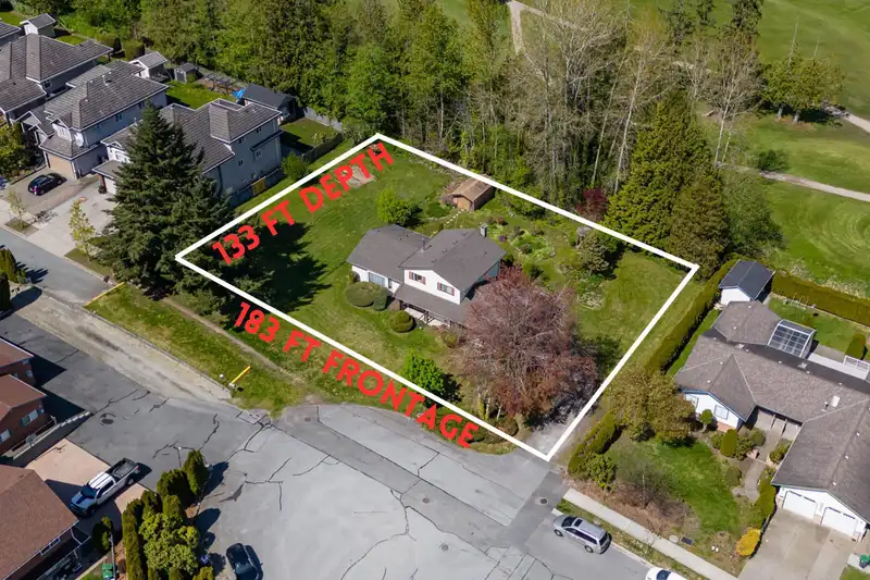 14971 76A AVENUE - photo 3 of 40