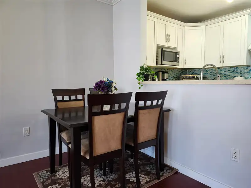 313 99 BEGIN STREET - photo 4 of 12