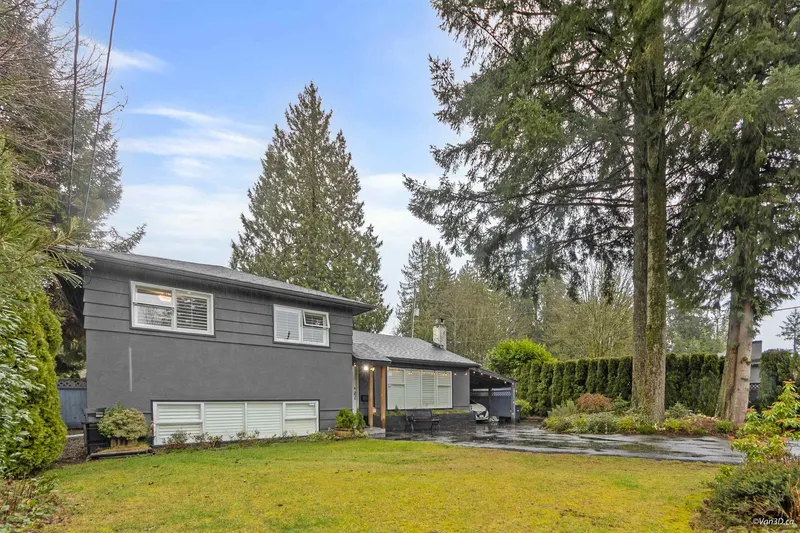 3020 THORNCLIFFE DRIVE - photo 1 of 25