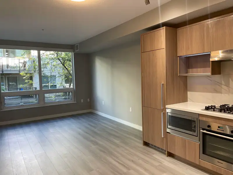 233 9333 TOMICKI AVENUE - photo 1 of 1