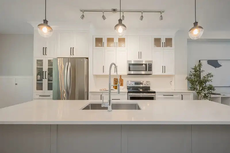 33 19455 65 AVENUE - photo 3 of 35