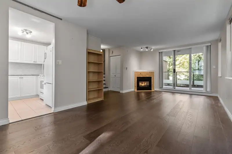 13 7077 BERESFORD STREET - photo 2 of 20