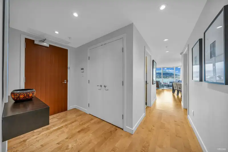 1202 1281 W CORDOVA STREET - photo 2 of 37