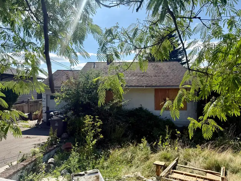 10259 124A STREET - photo 1 of 7